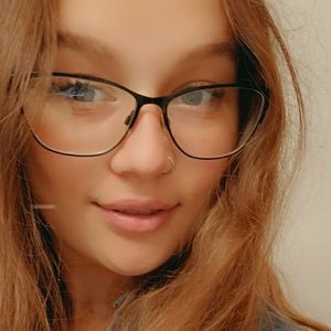 Meet your Posher, Kaitlyn